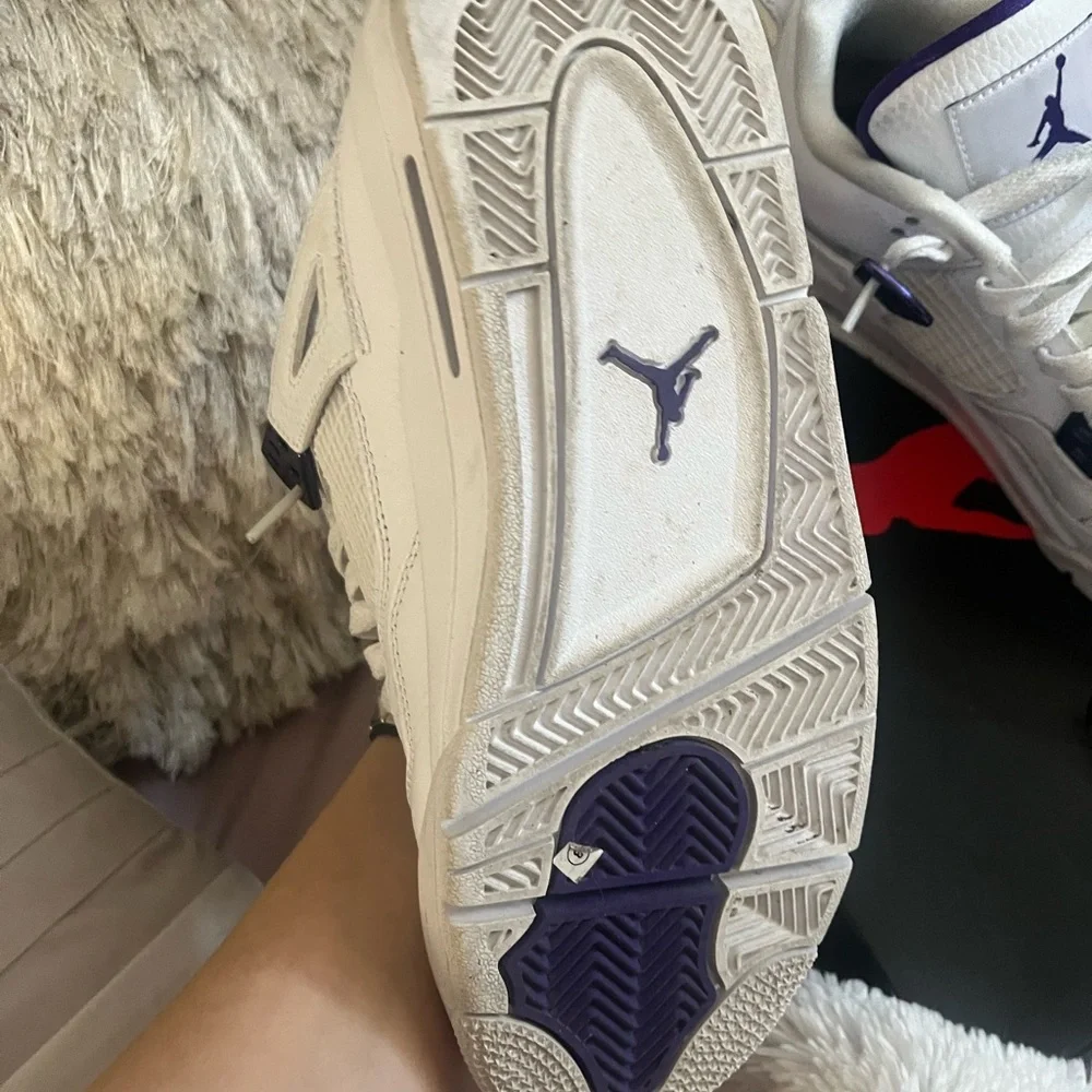 Jordan 4 metallic purple - Picture 7 of 10
